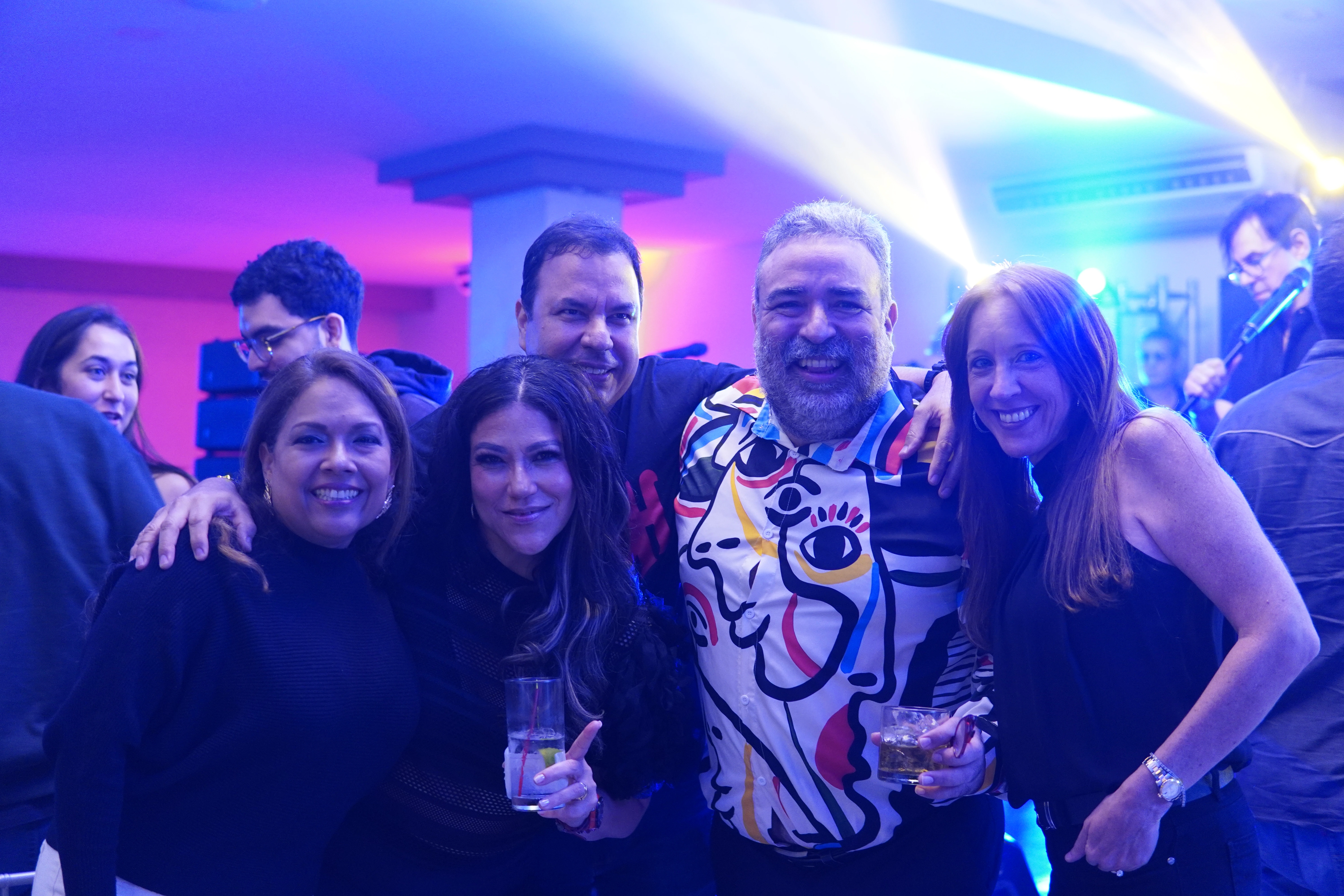 La Sociedad Española de Beneficencia disfrutó de una noche llena de rock y buena música