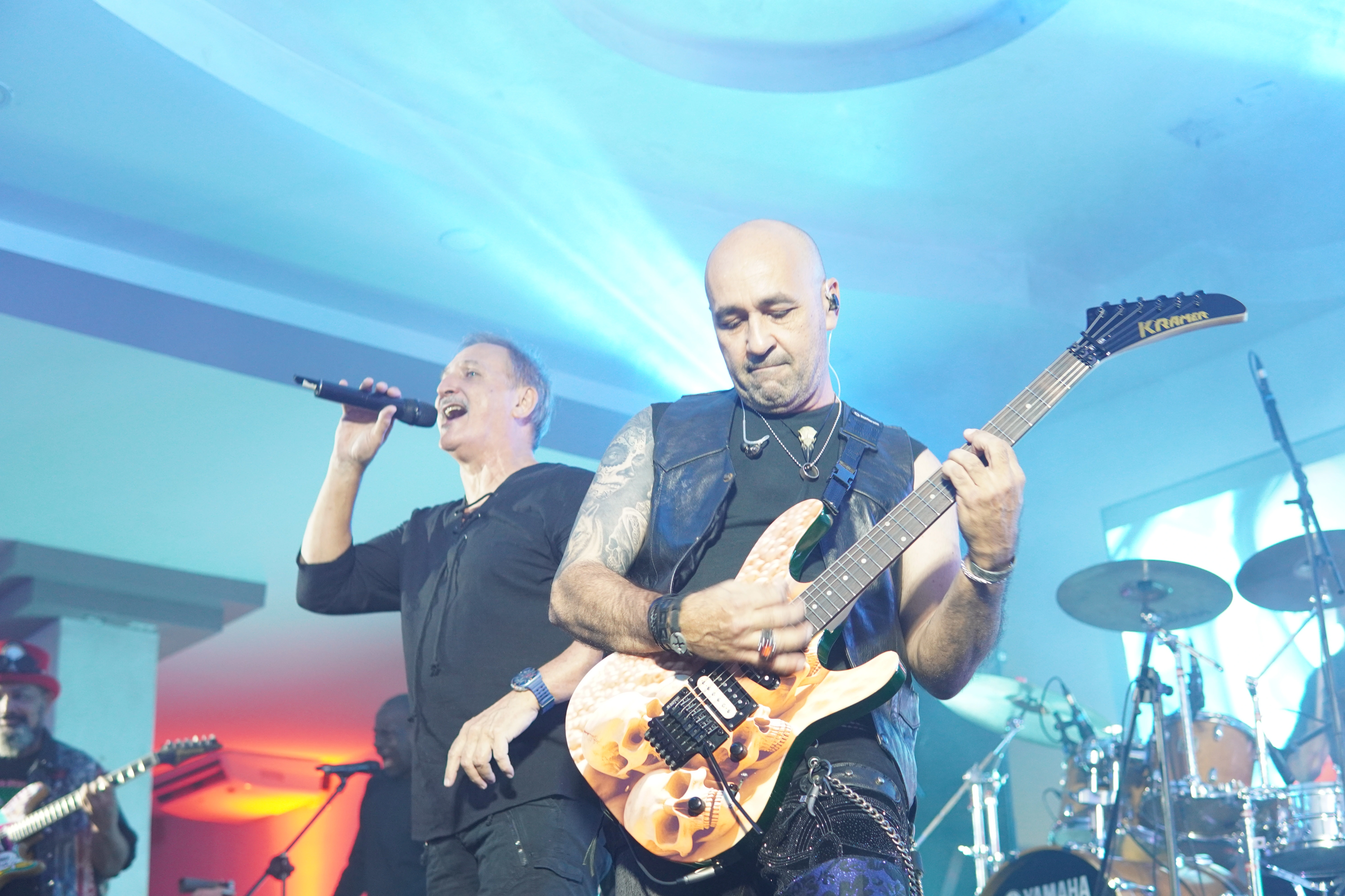 La Sociedad Española de Beneficencia disfrutó de una noche llena de rock y buena música